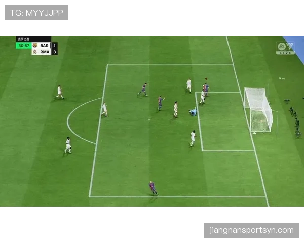 拉菲尼亚：与莱万多夫斯基形成进攻连线