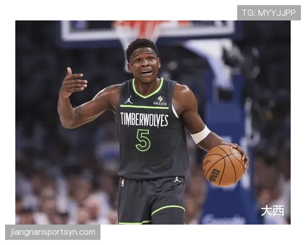 加内特季后赛中高效挡拆频频制造错位优势提升球队攻防节奏