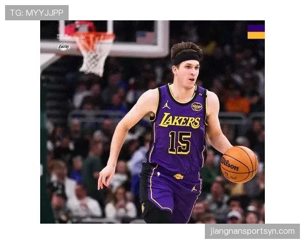 奥斯汀·里夫斯挡拆拉开空间提升三分效率明显优于队内同角色球员